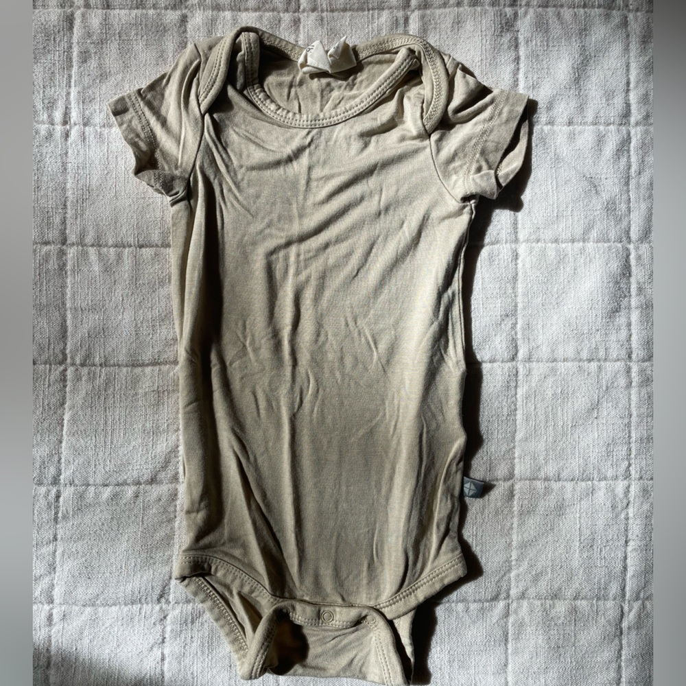 3-6M Kyte baby onesie NWOT